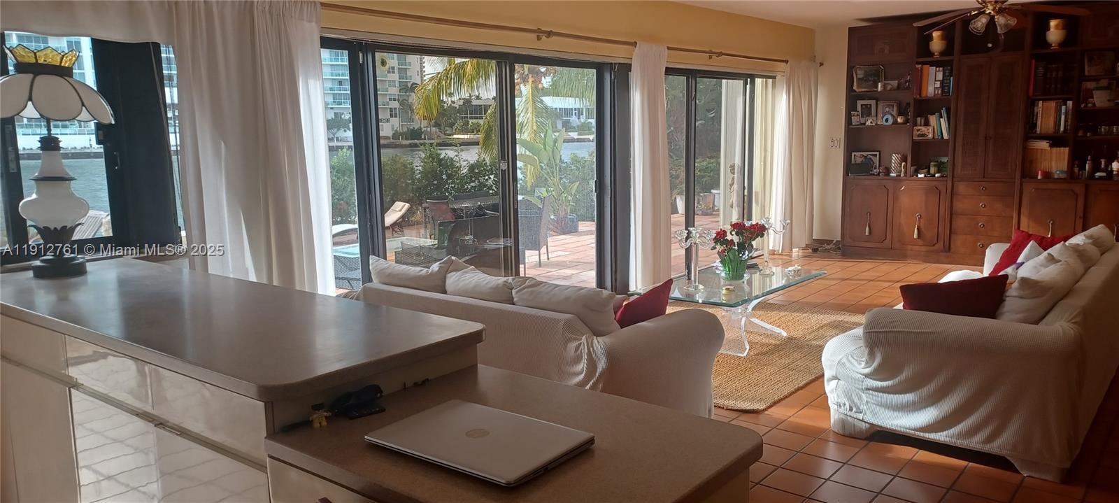 363 Centre Is Golden Beach, FL 33160