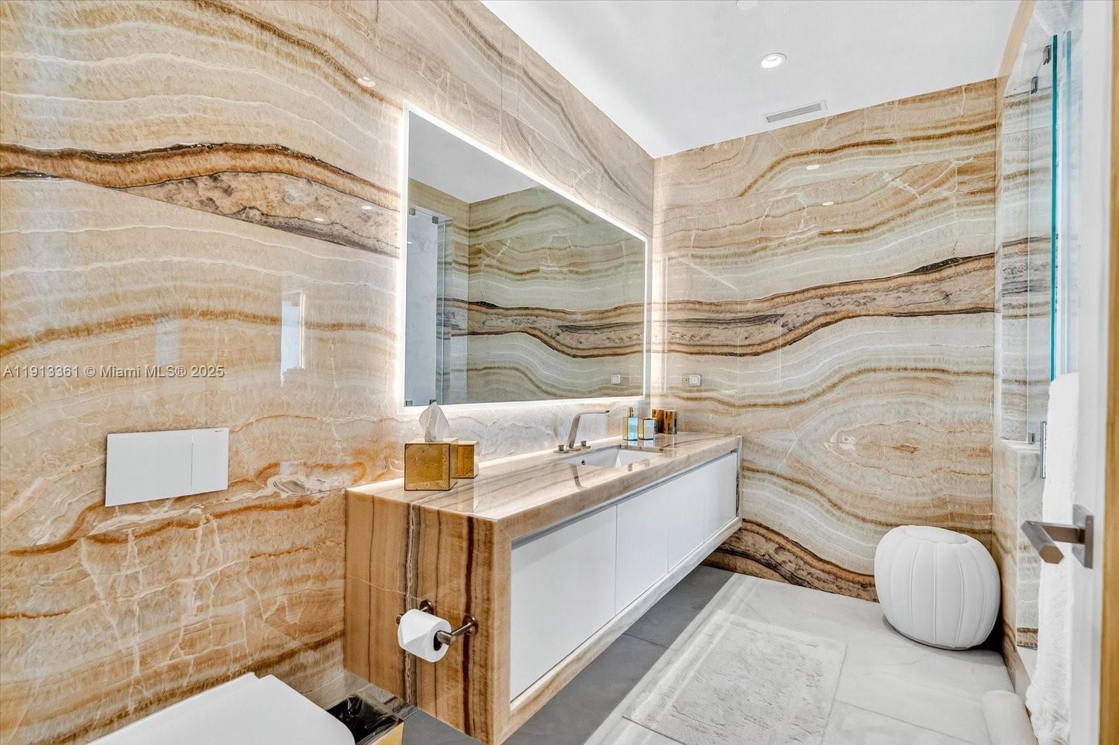 17901 Collins Ave #2004 Sunny Isles Beach, FL 33160