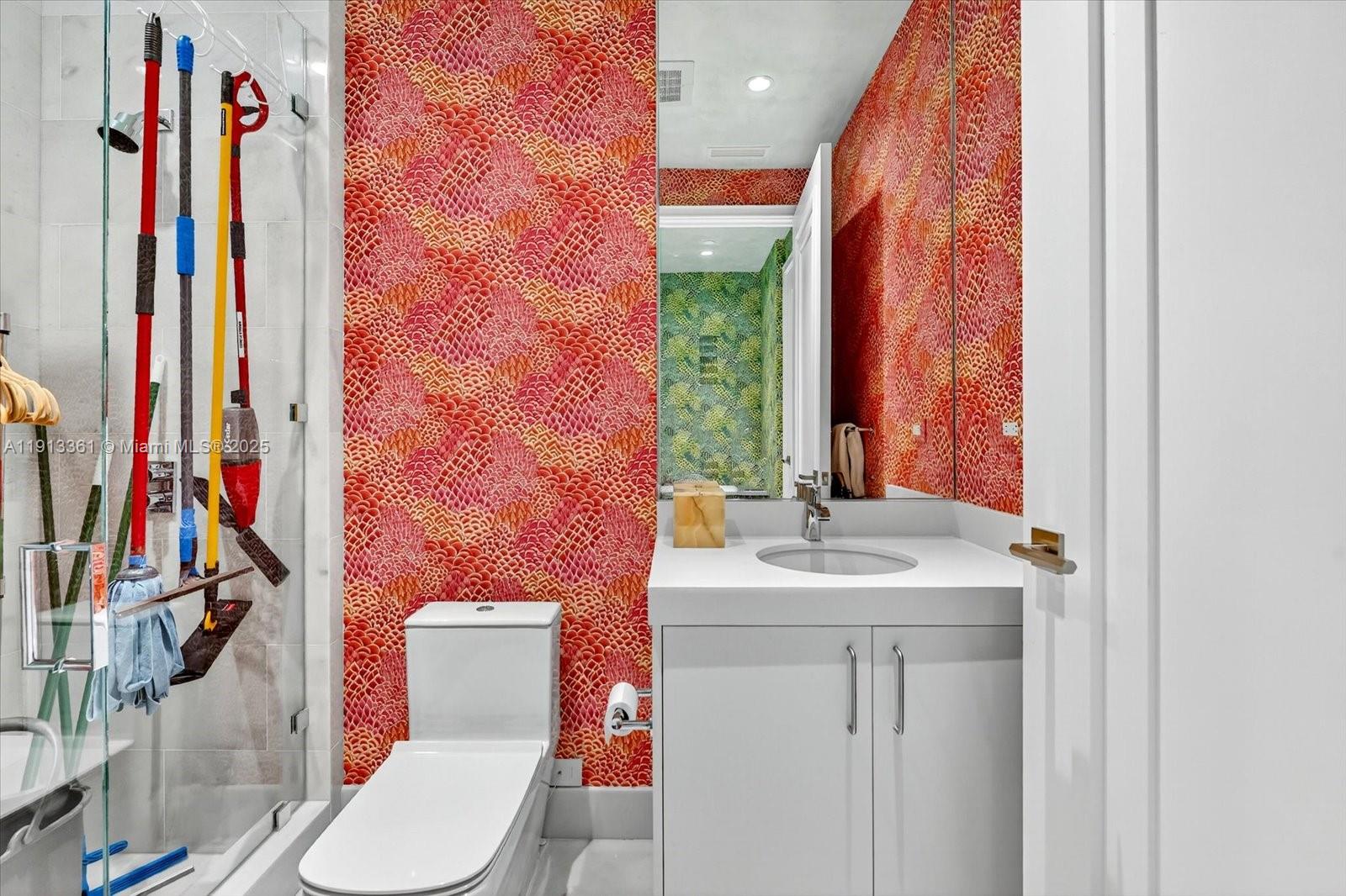 17901 Collins Ave #2004 Sunny Isles Beach, FL 33160