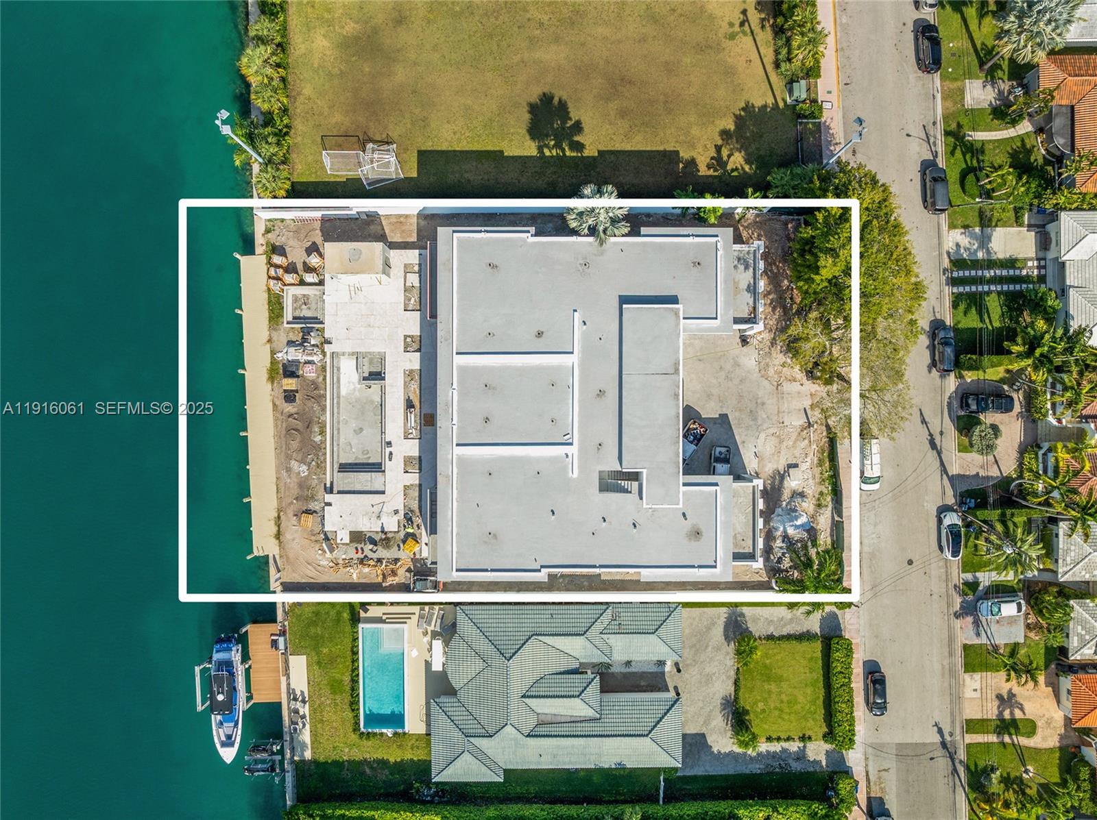 9540 Bay Dr Surfside, FL 33154