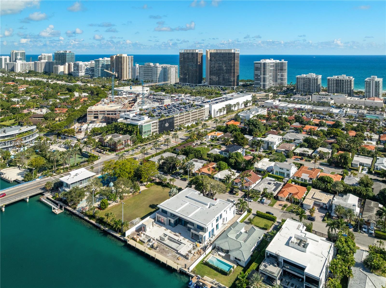 9540 Bay Dr Surfside, FL 33154