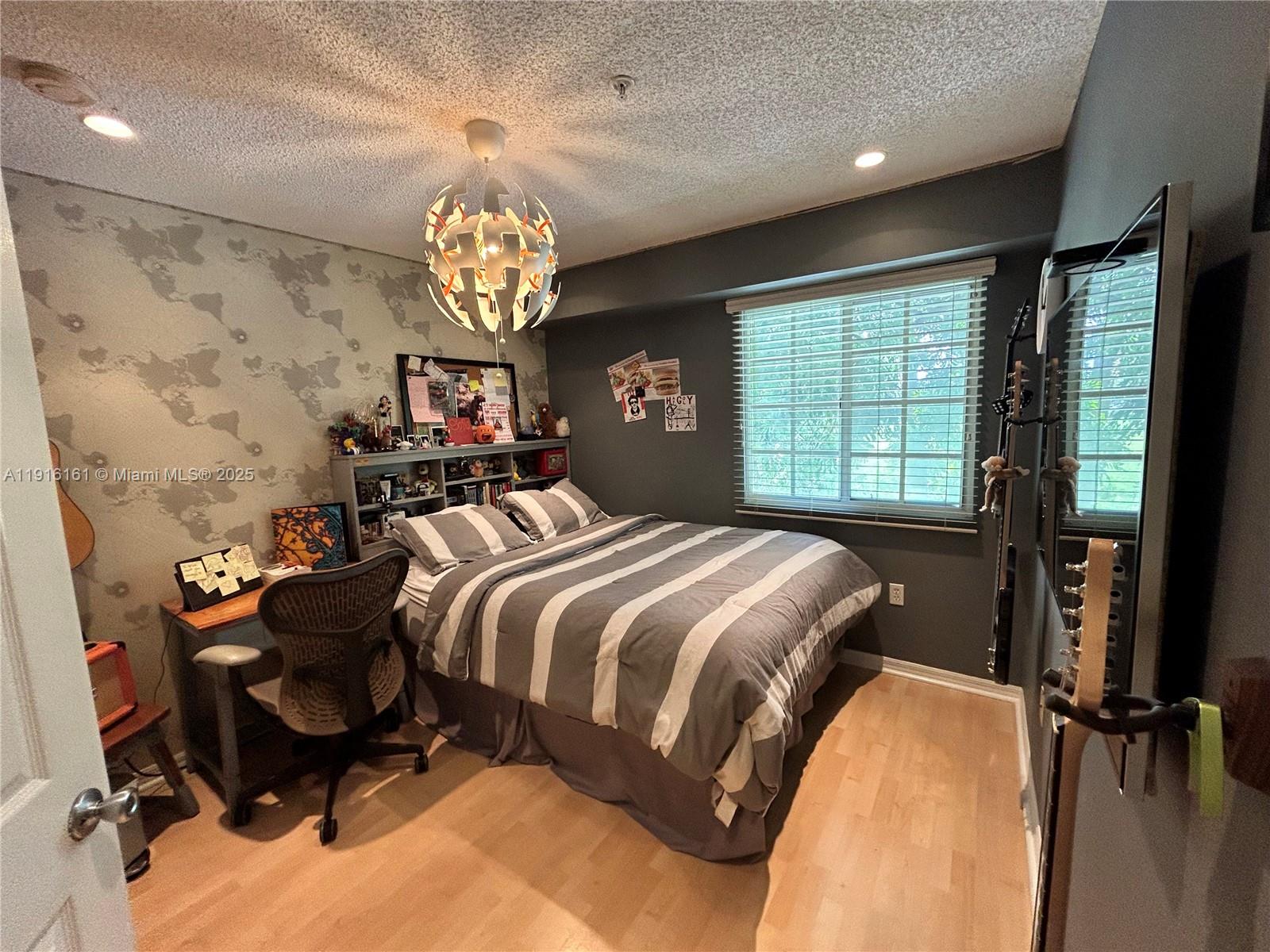 2811 NE 185th St Aventura, FL 33180