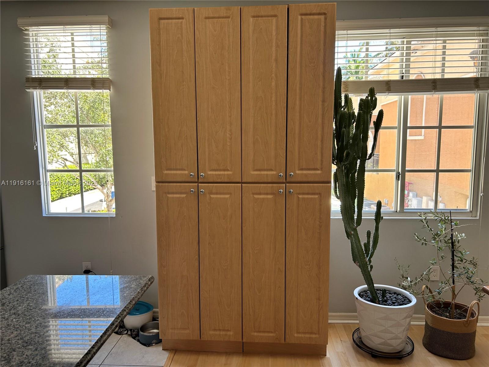 2811 NE 185th St Aventura, FL 33180