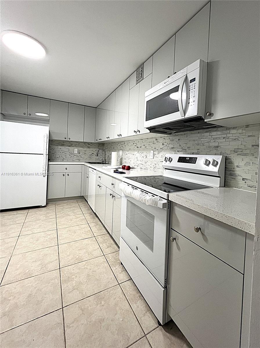 1849 S Ocean Dr #1509