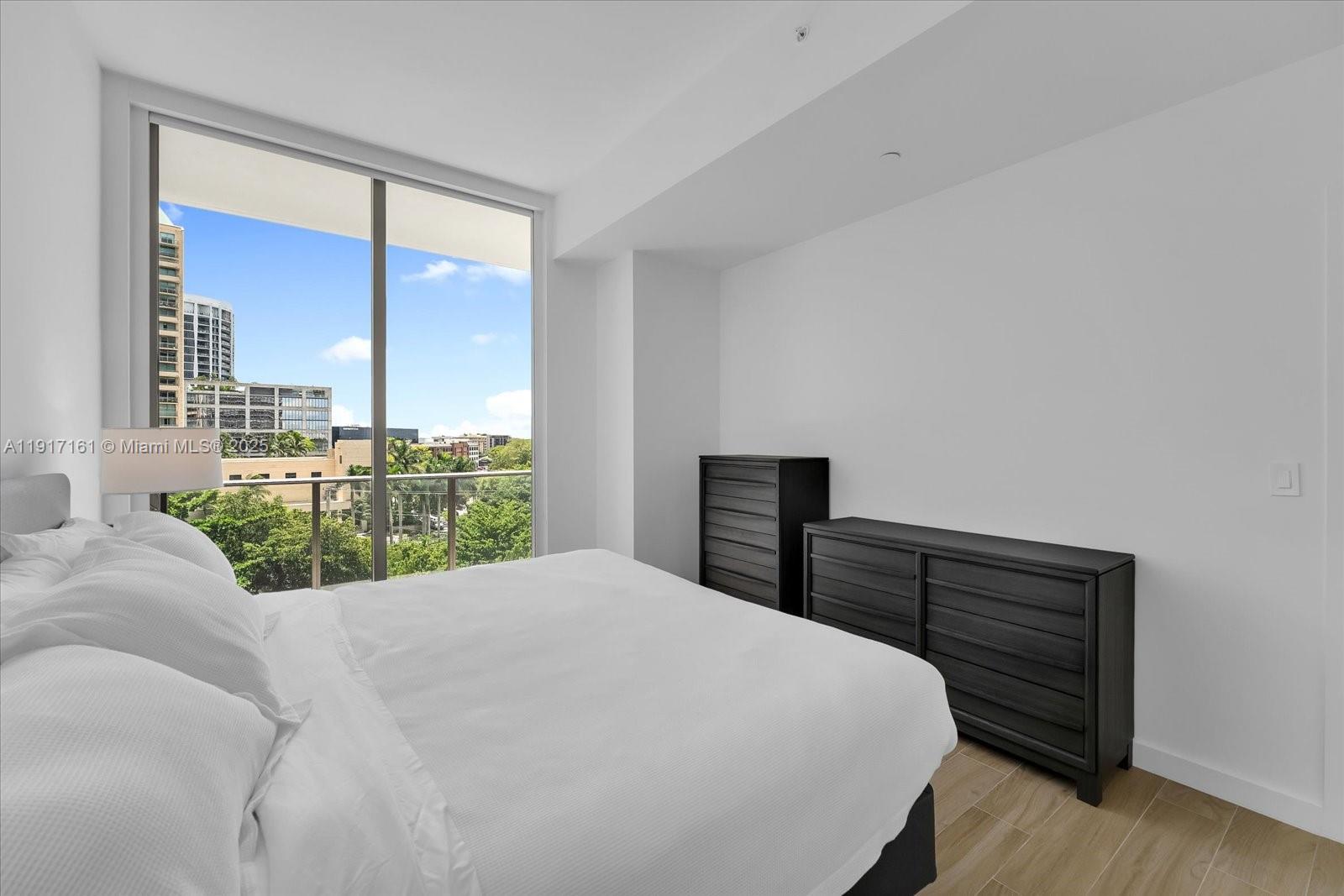 2678 Tigertail Ave #513 Miami, FL 33133