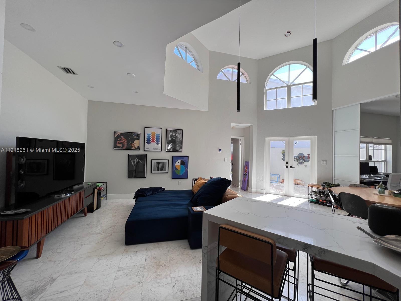 3070 Allamanda St #J Miami, FL 33133