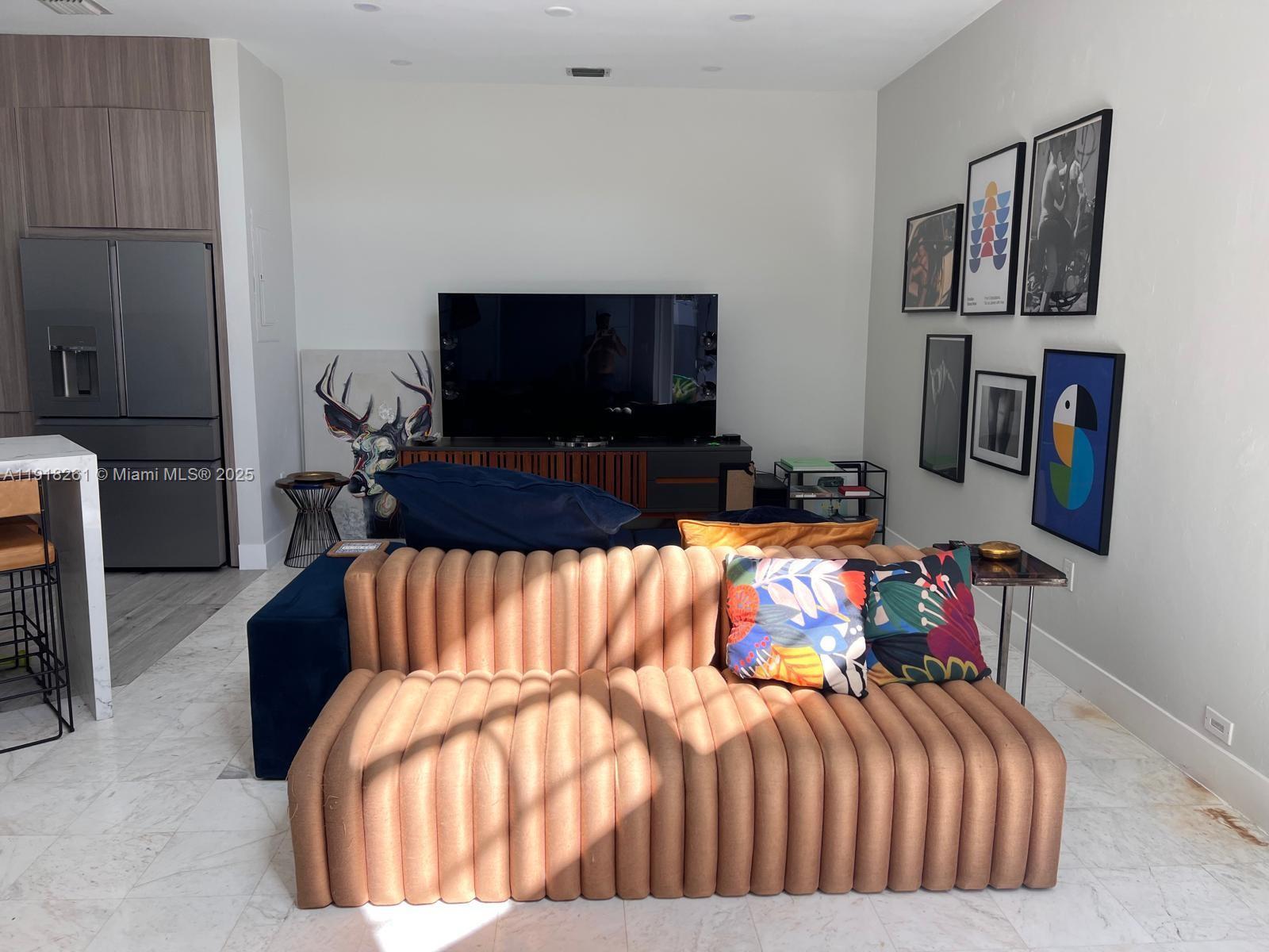 3070 Allamanda St #J Miami, FL 33133