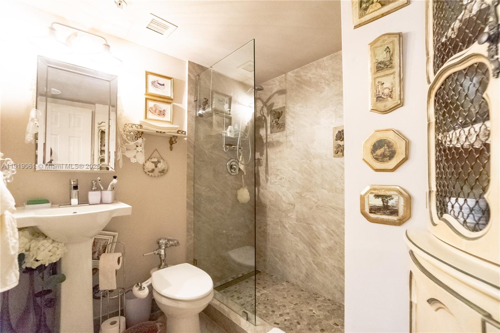 1500 Bay Rd #932S Miami Beach, FL 33139