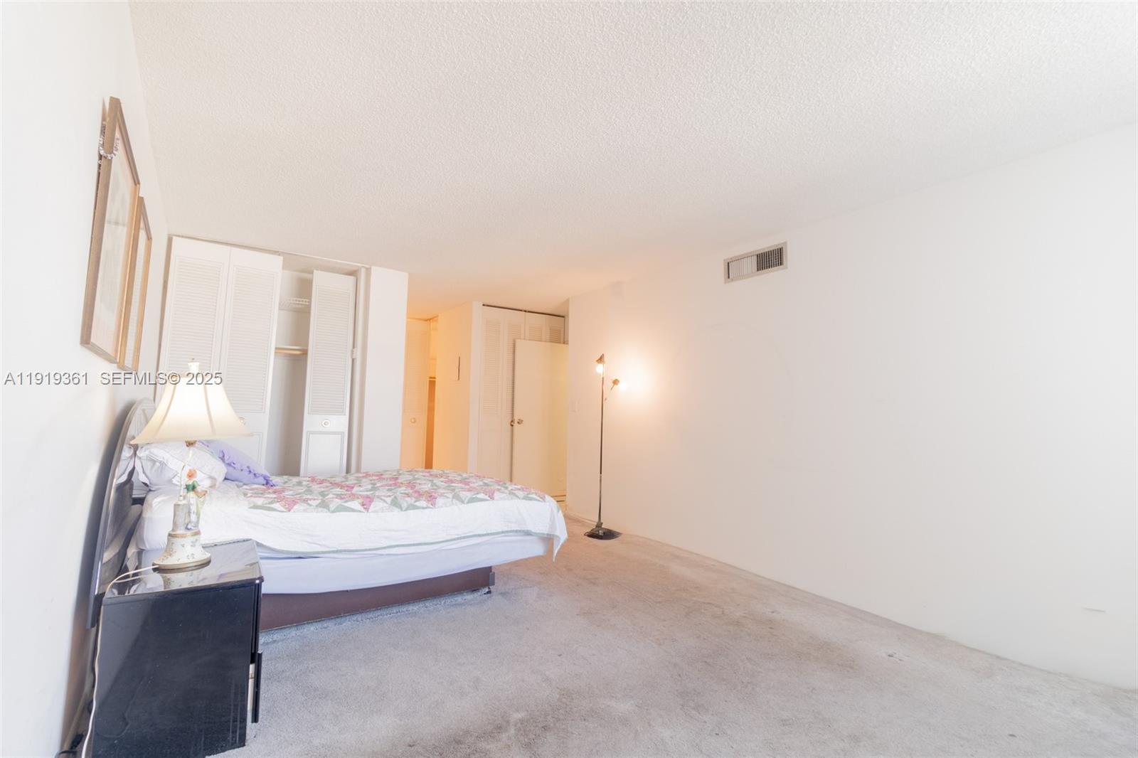 image Winston Towers17