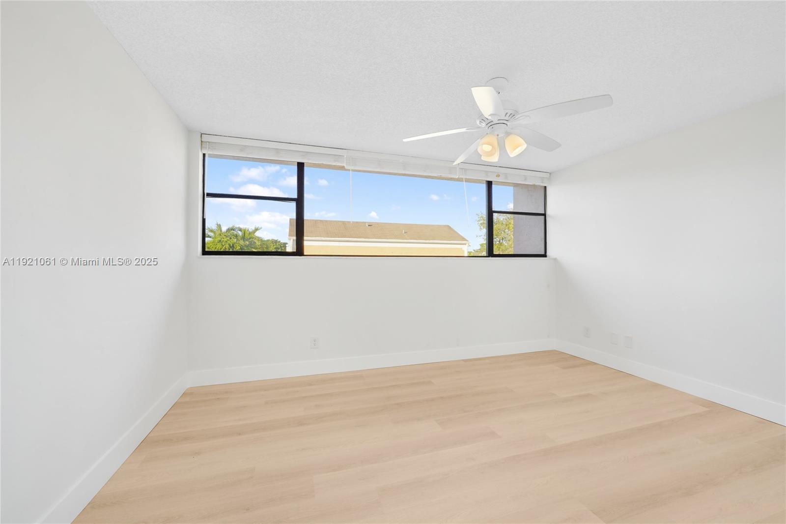 12393 NW 12th Ct Pembroke Pines, FL 33026