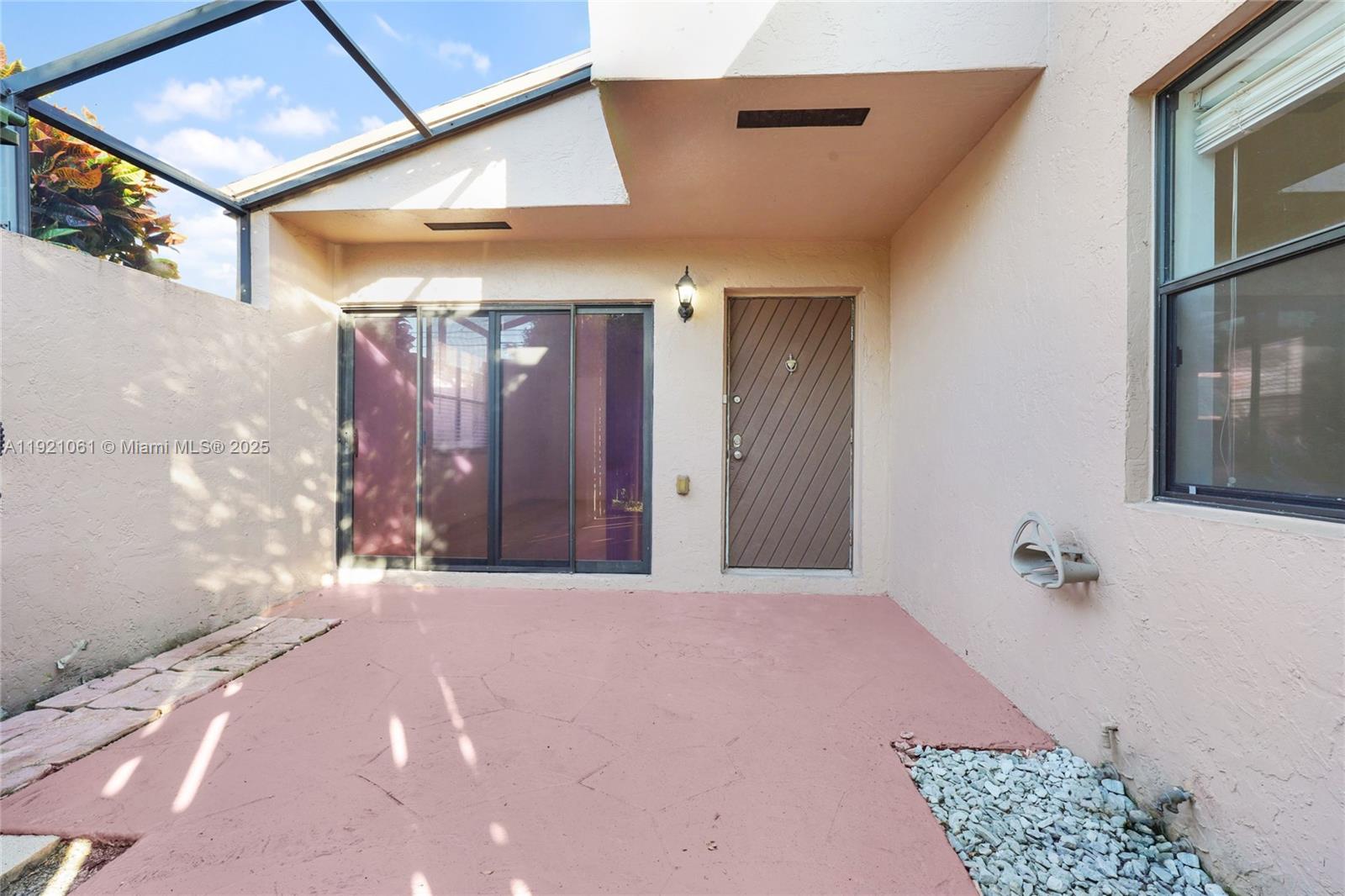 12393 NW 12th Ct Pembroke Pines, FL 33026