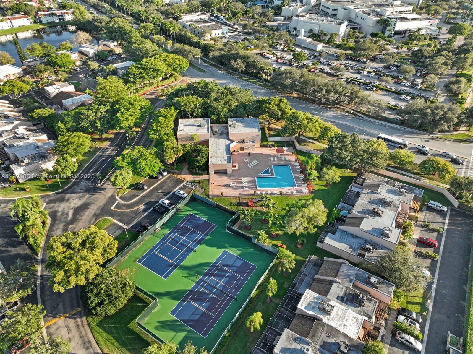 12393 NW 12th Ct Pembroke Pines, FL 33026