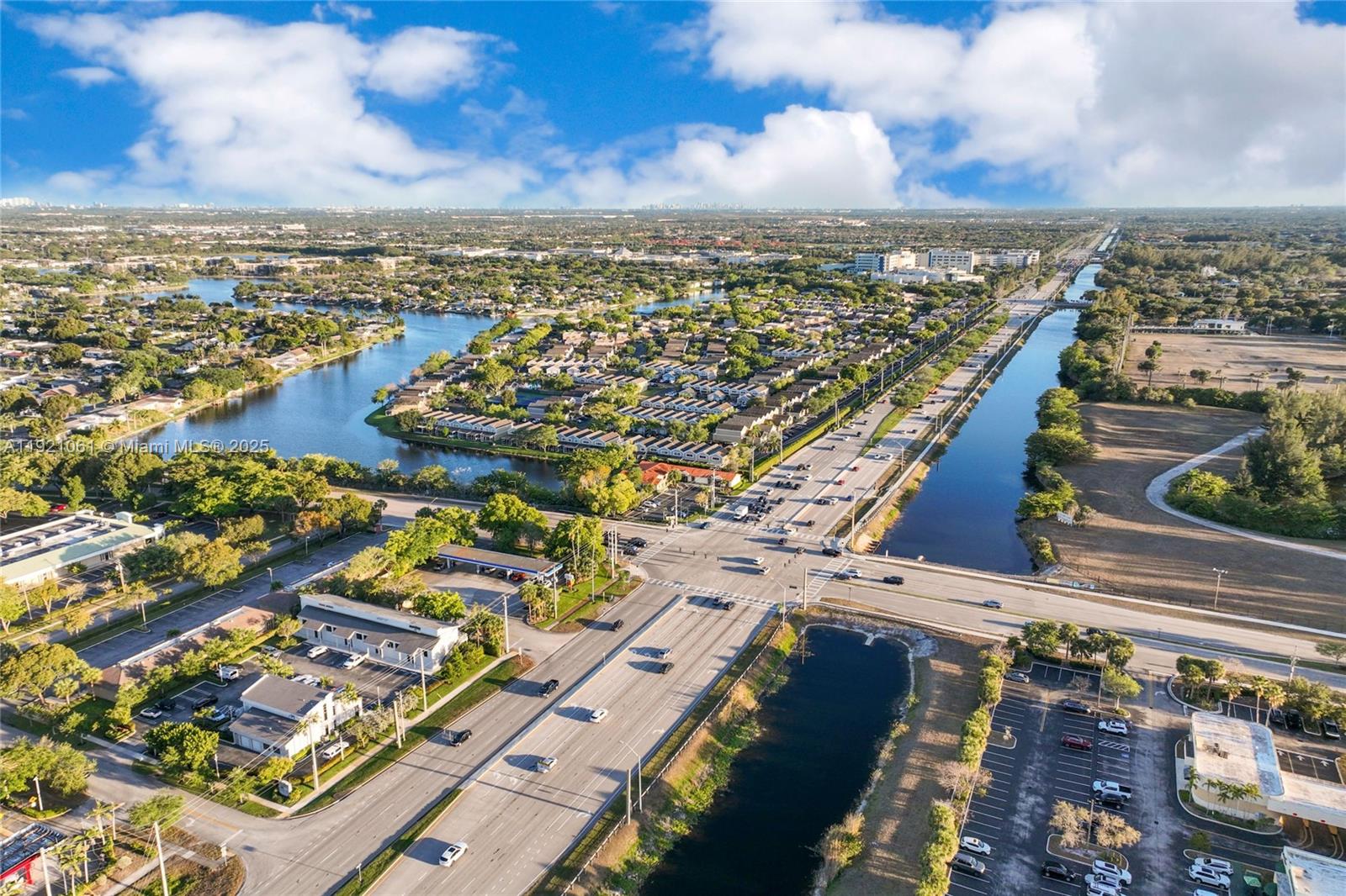 12393 NW 12th Ct Pembroke Pines, FL 33026