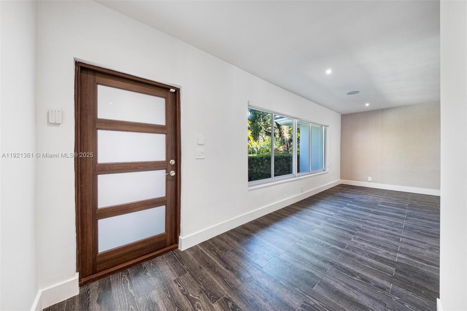 10618 NE 11th Ct Miami Shores, FL 33138