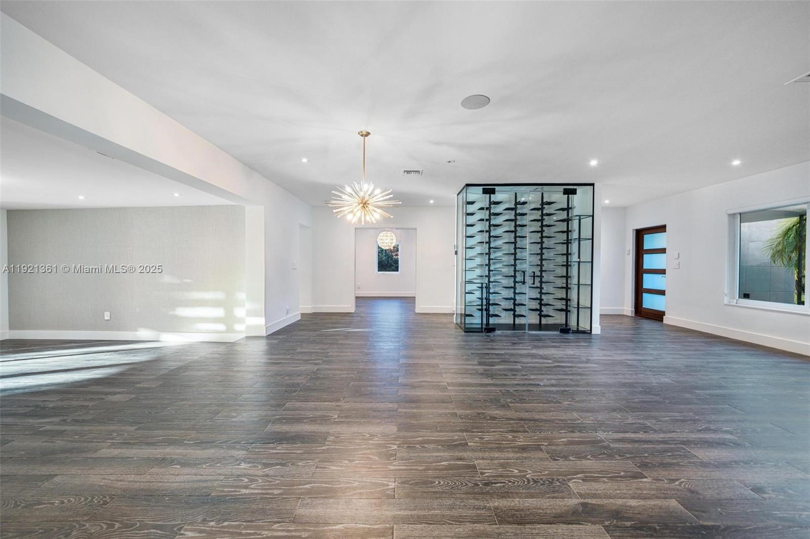 10618 NE 11th Ct Miami Shores, FL 33138