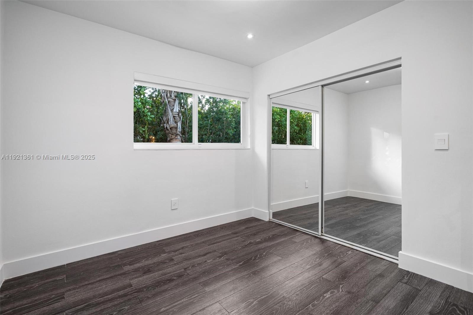 10618 NE 11th Ct Miami Shores, FL 33138