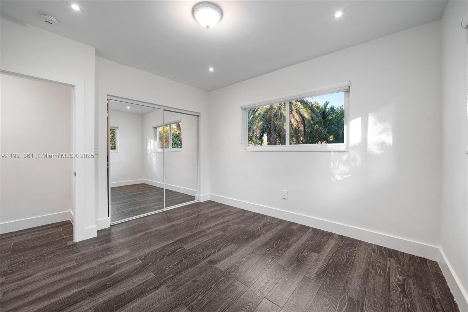 10618 NE 11th Ct Miami Shores, FL 33138