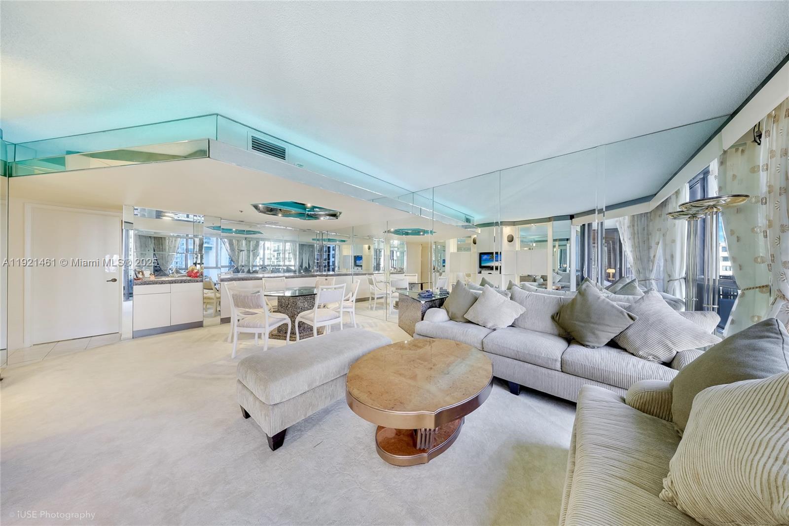 520 Brickell Key Dr #A1510 Miami, FL 33131