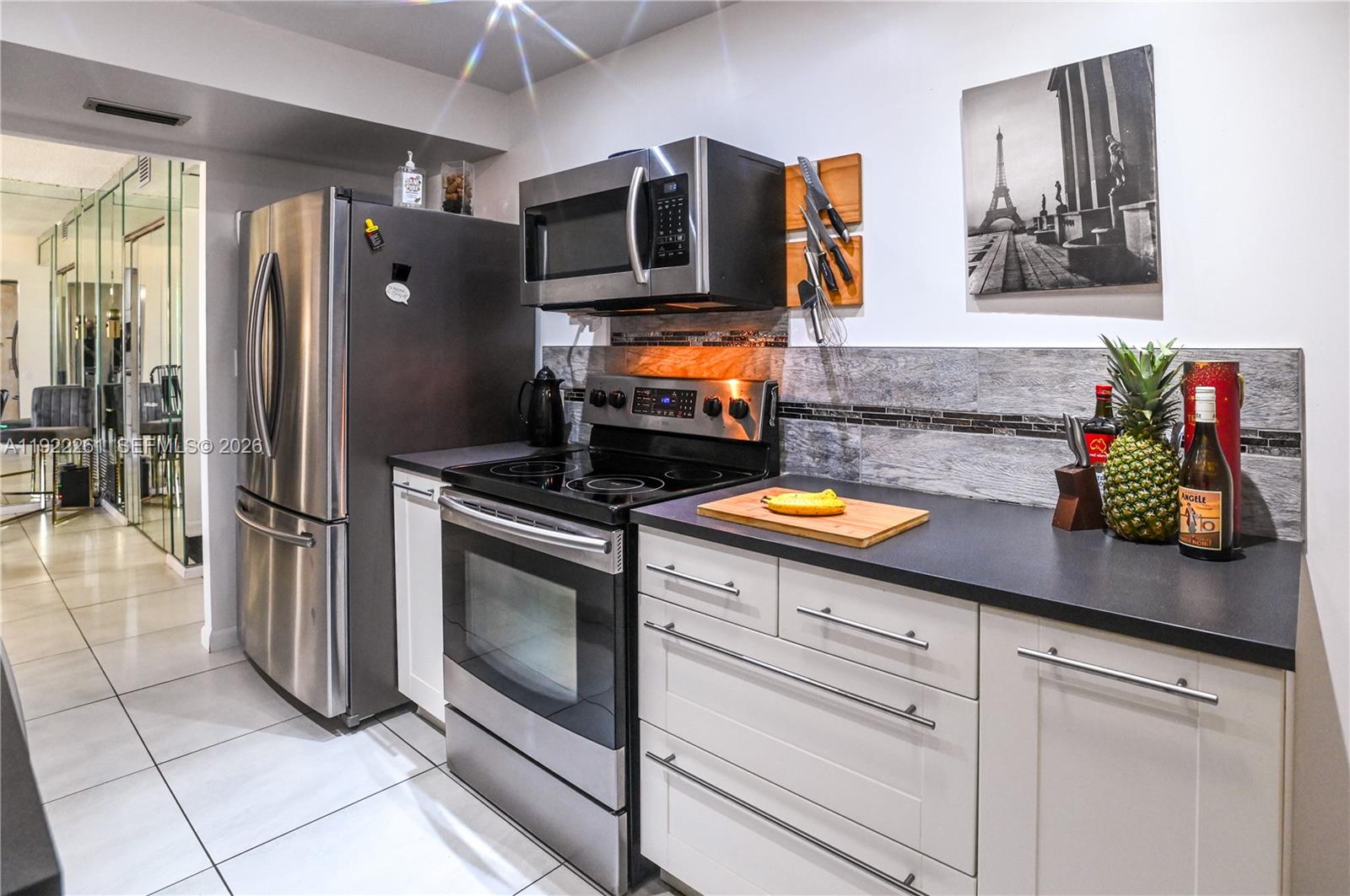 4330 Hillcrest Dr #804