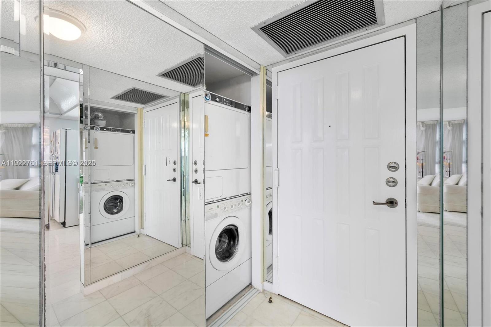 600 Parkview Dr #831 Hallandale Beach, FL 33009