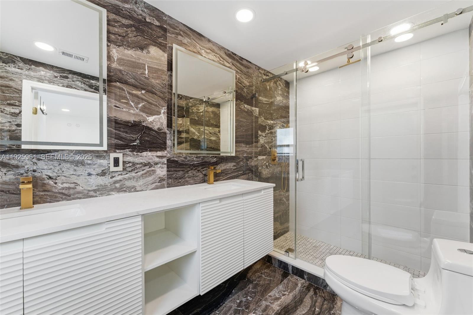 201 Calle Grande Dr #201 Hollywood, FL 33021