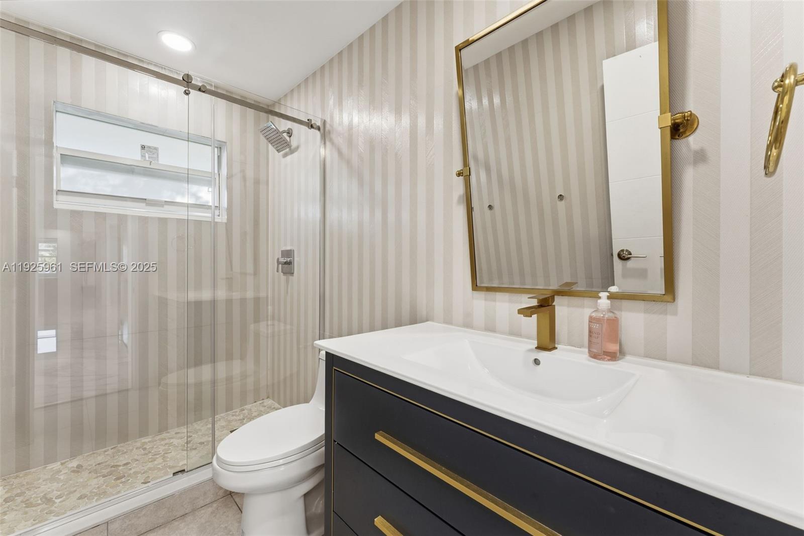 201 Calle Grande Dr #201 Hollywood, FL 33021