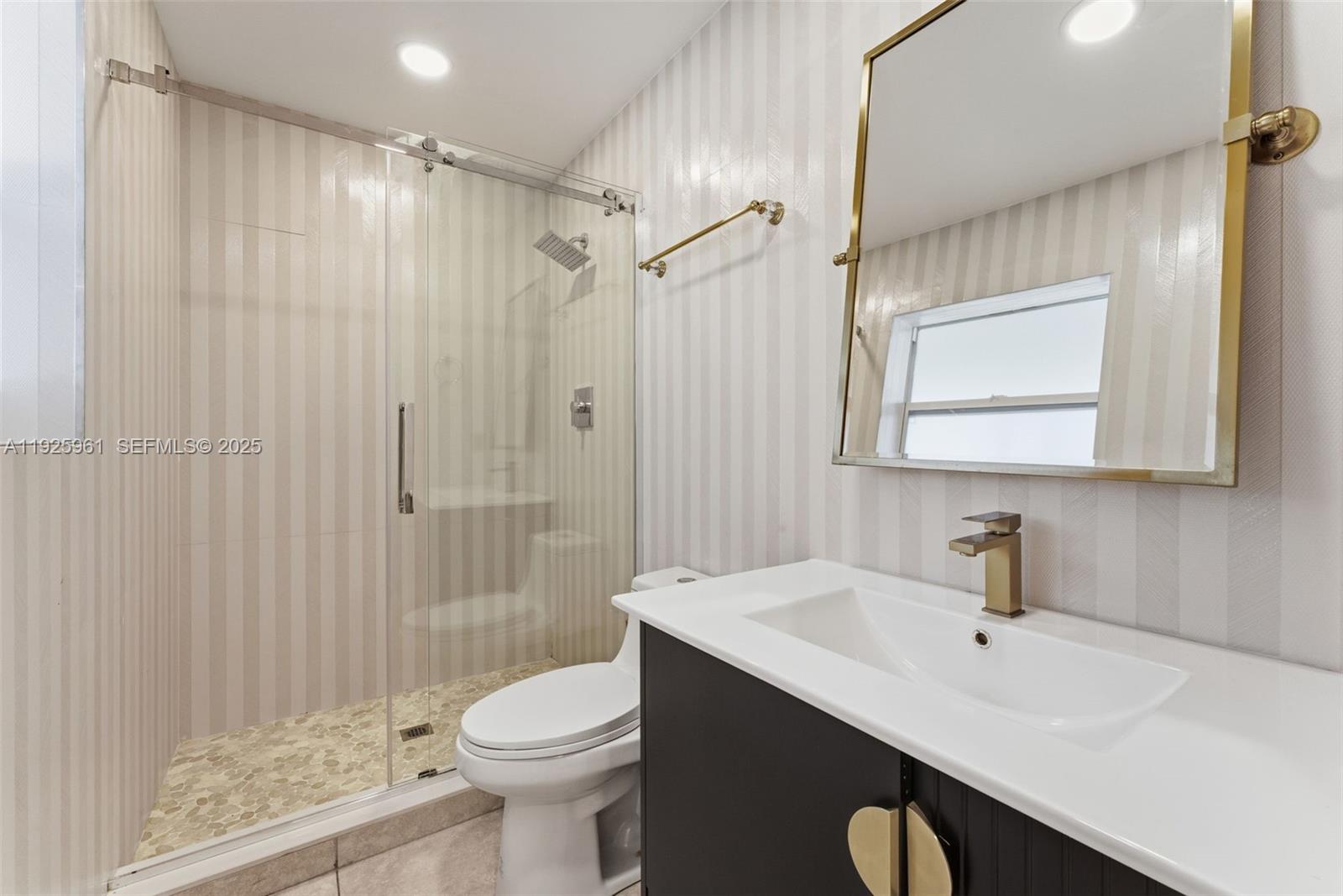 201 Calle Grande Dr #201 Hollywood, FL 33021