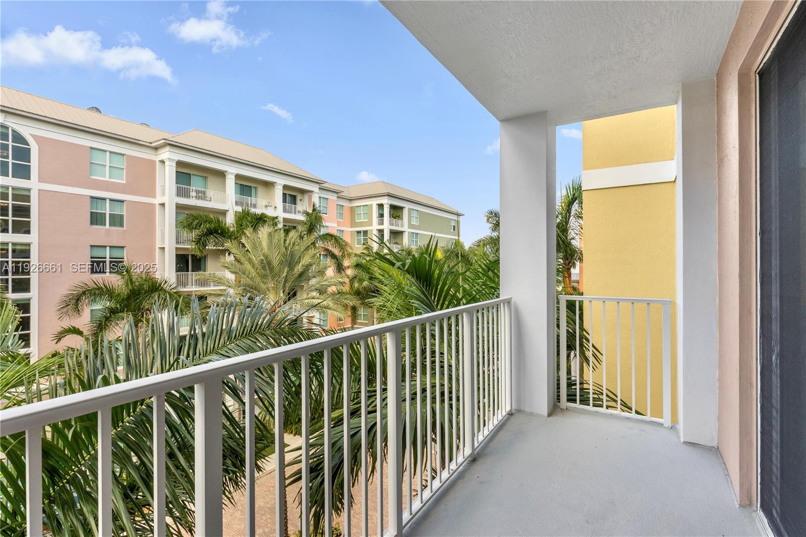 806 E Windward Way #515 Lantana, FL 33462