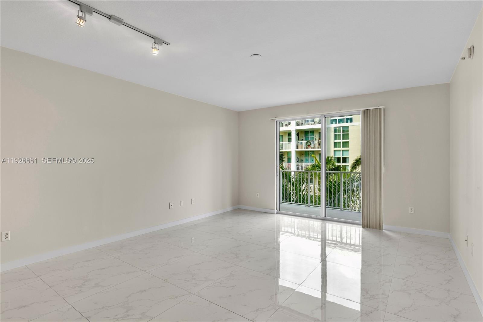 806 E Windward Way #515 Lantana, FL 33462