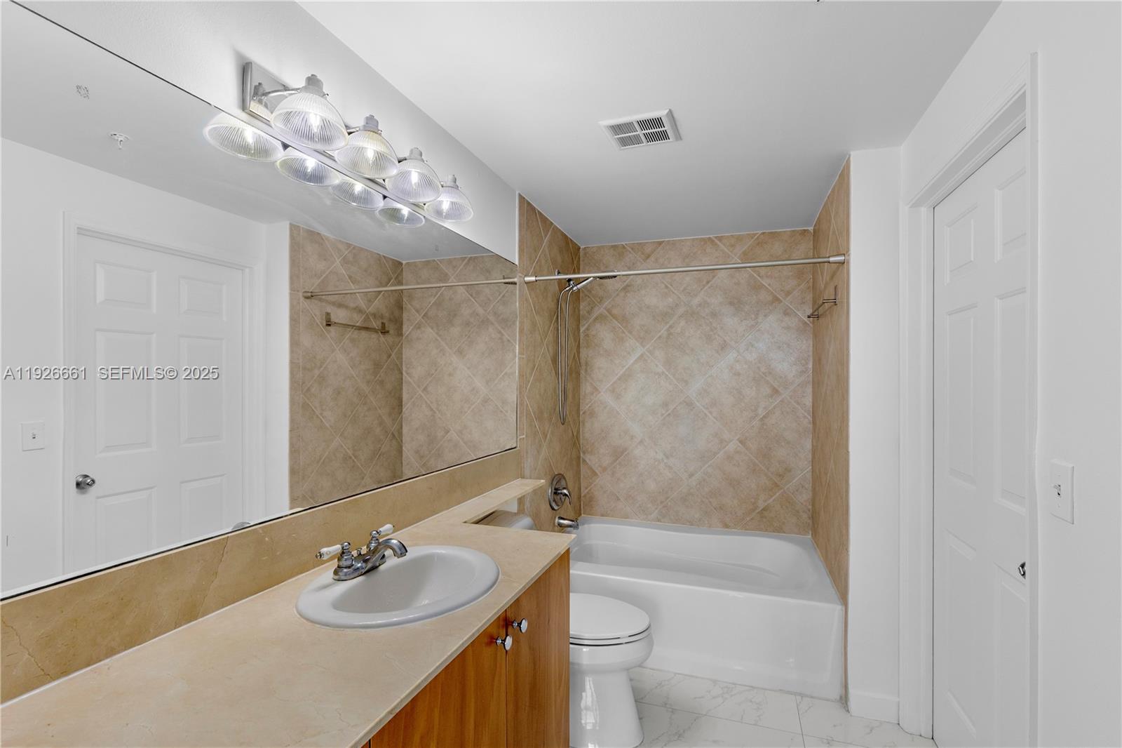 806 E Windward Way #515 Lantana, FL 33462