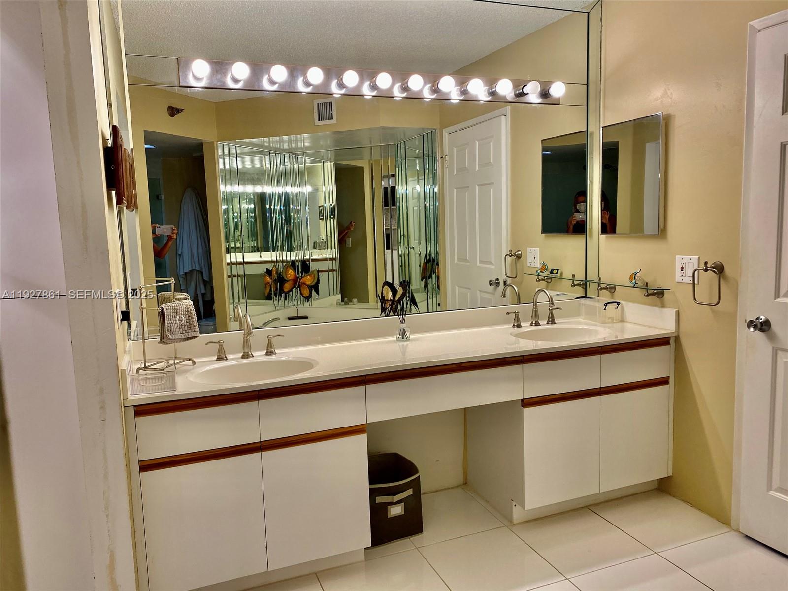 3400 NE 192nd St #1712 Aventura, FL 33180