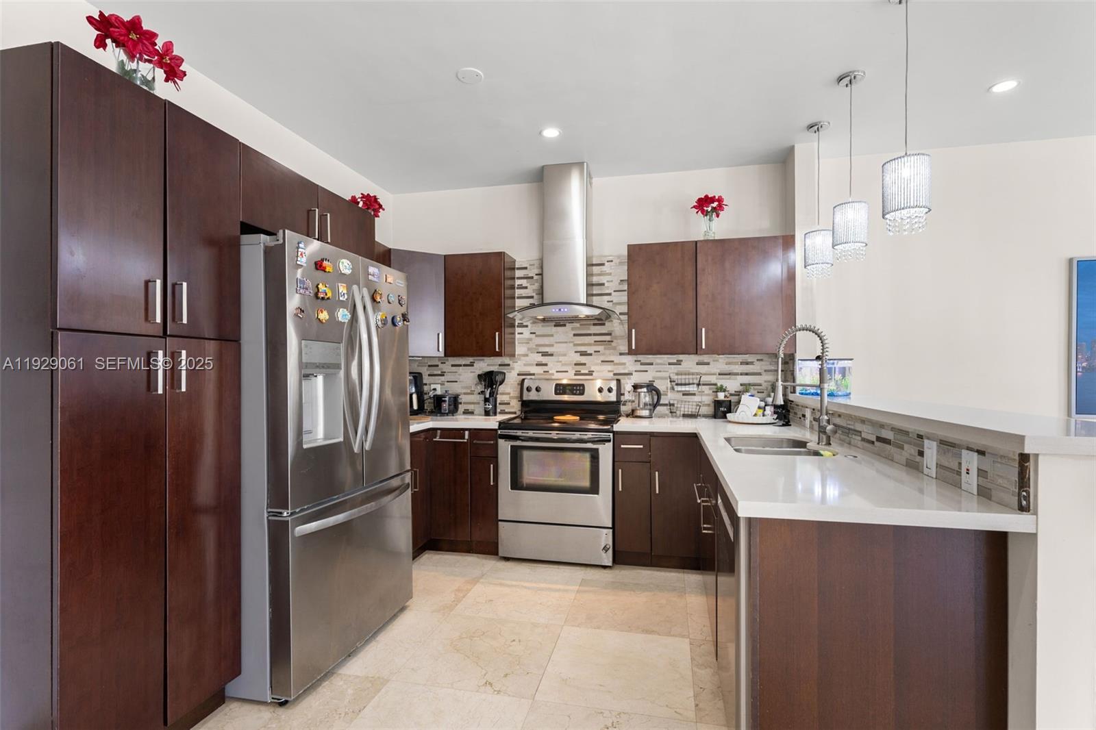 574 NW 159th Ave Pembroke Pines, FL 33028