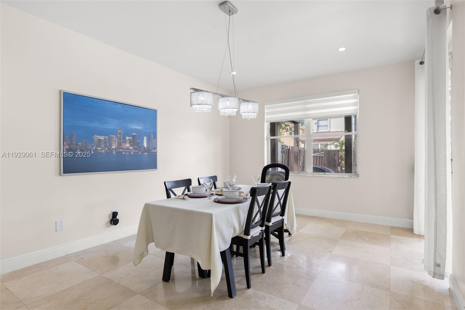 574 NW 159th Ave Pembroke Pines, FL 33028