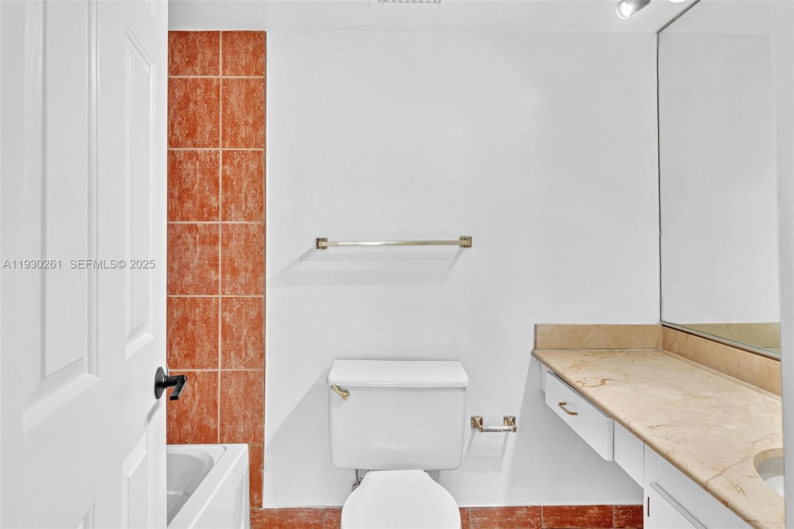 6770 Indian Crk Dr #10B Miami Beach, FL 33141