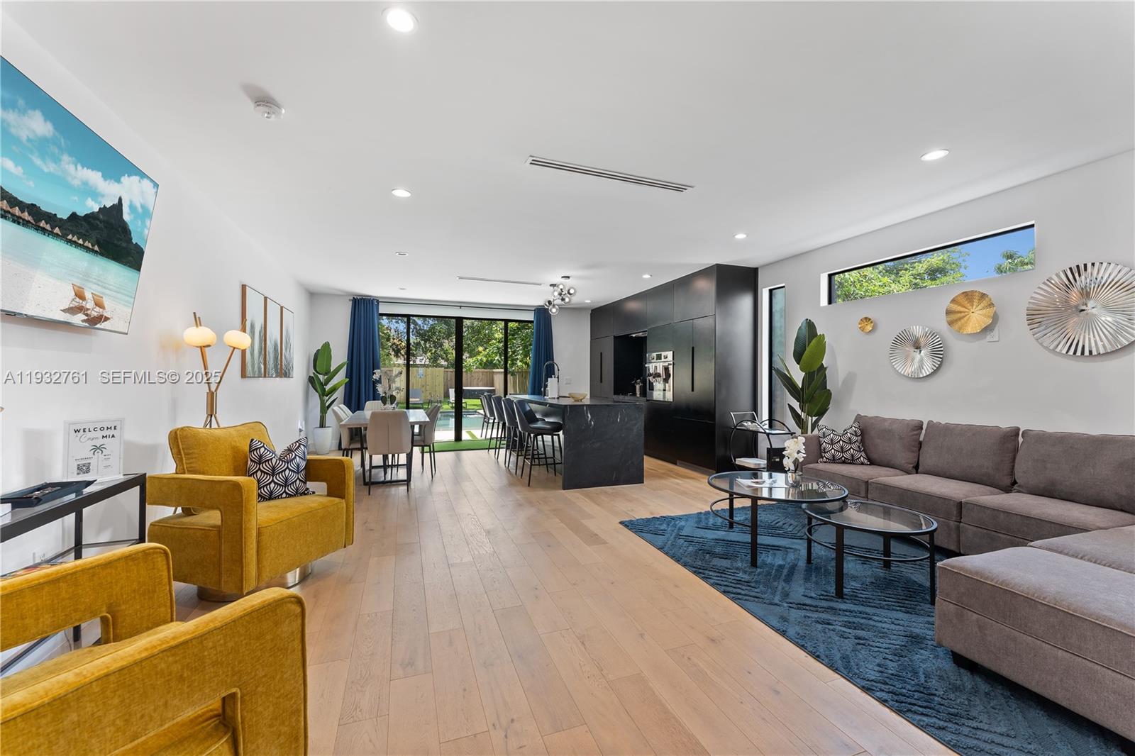 58 NW 52nd St Miami, FL 33127