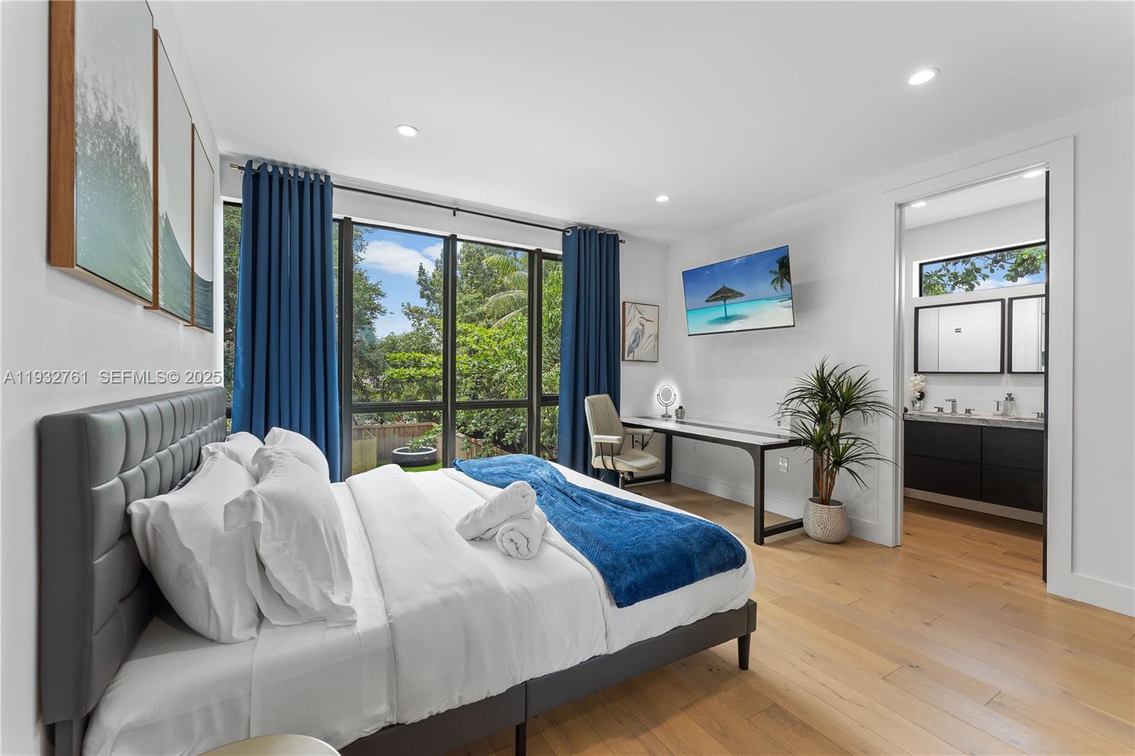 58 NW 52nd St Miami, FL 33127