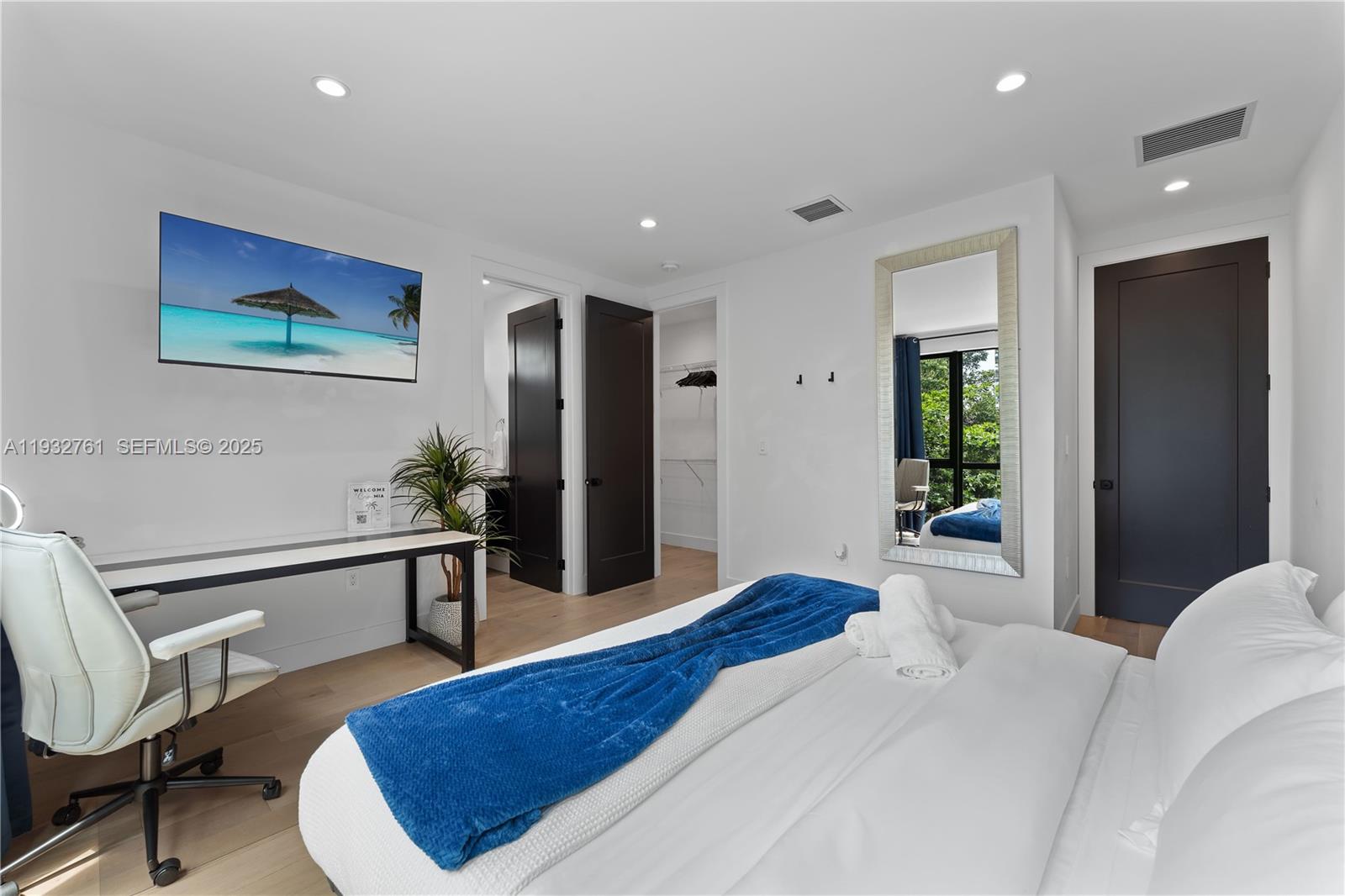 58 NW 52nd St Miami, FL 33127