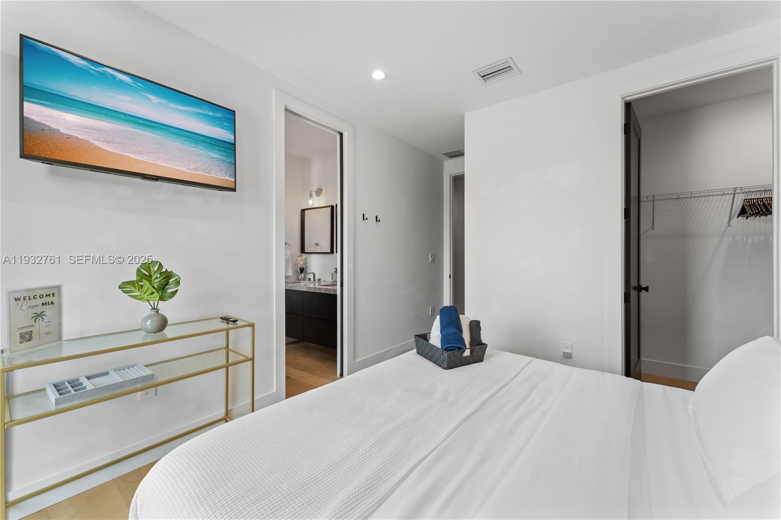 58 NW 52nd St Miami, FL 33127