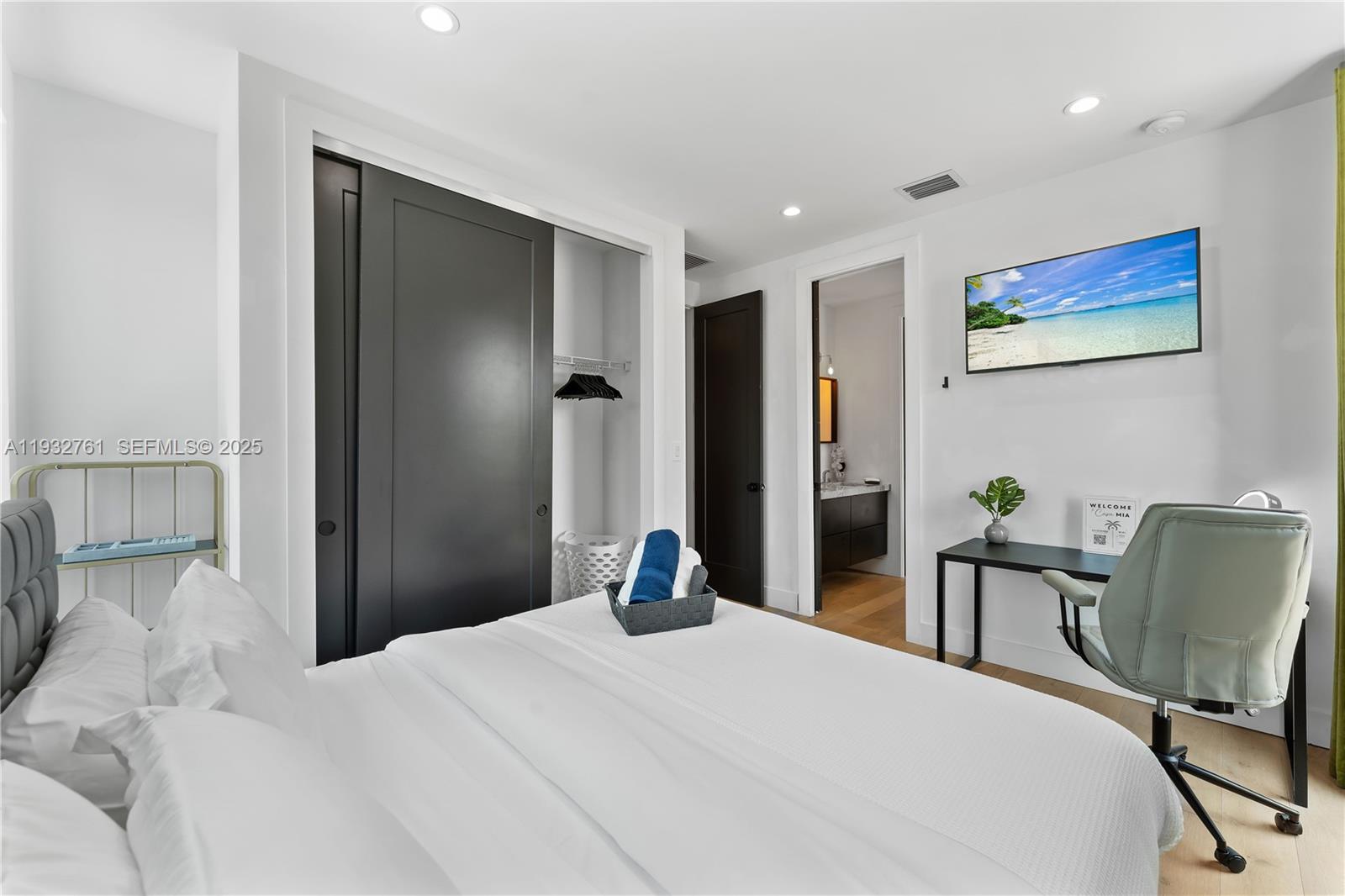 58 NW 52nd St Miami, FL 33127