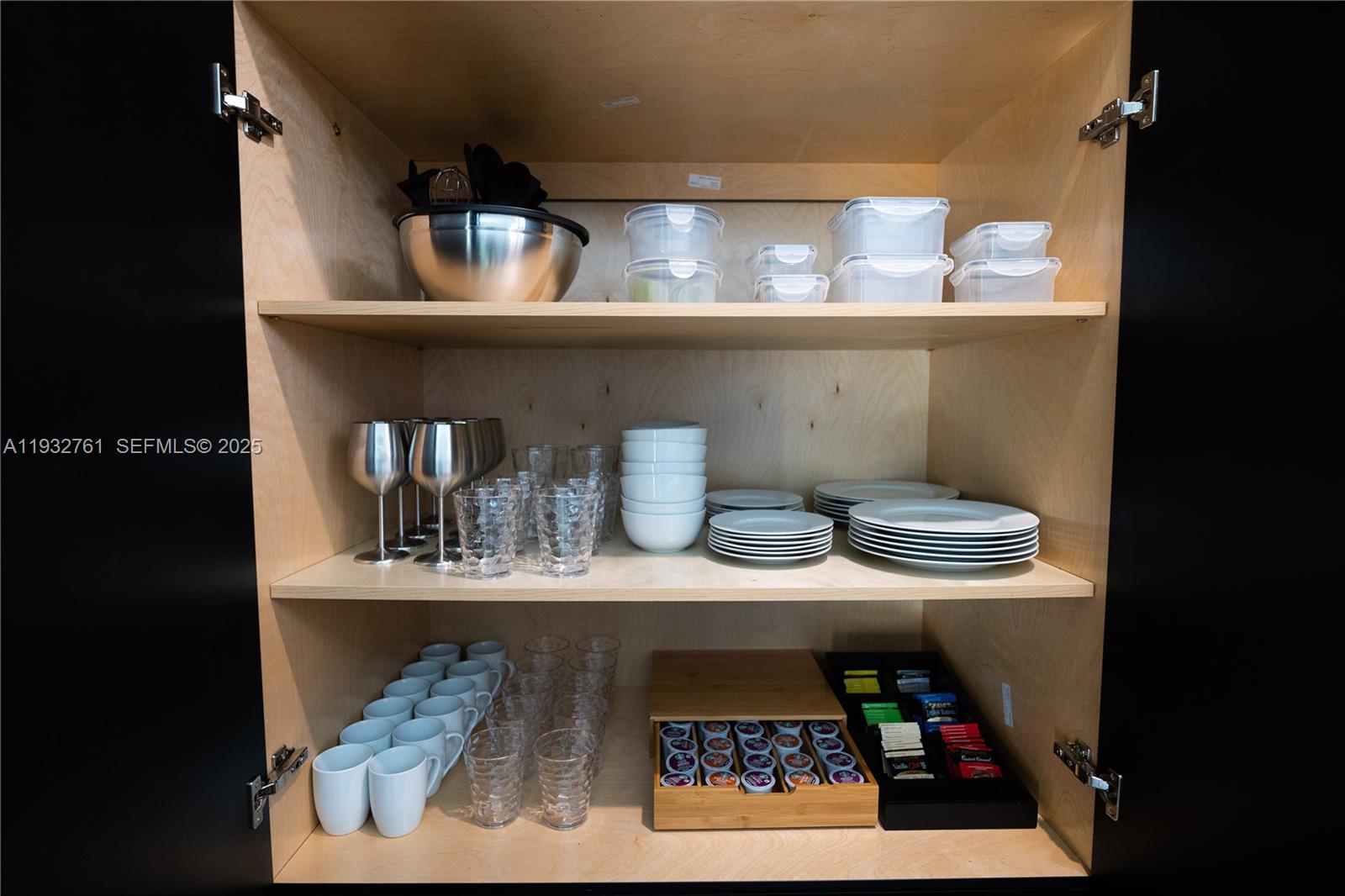 58 NW 52nd St Miami, FL 33127