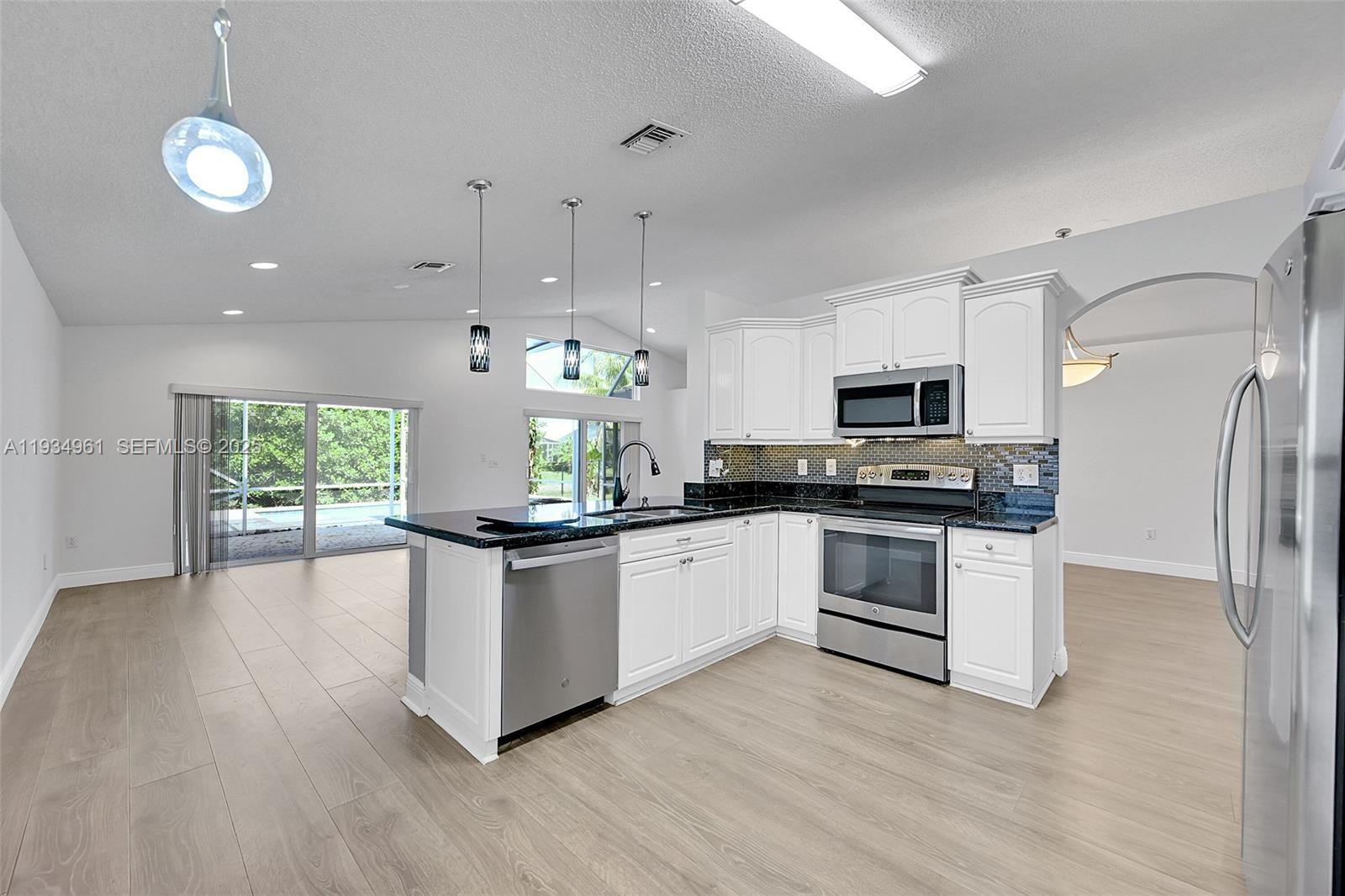 5382 NW 120th Ave Coral Springs, FL 33076