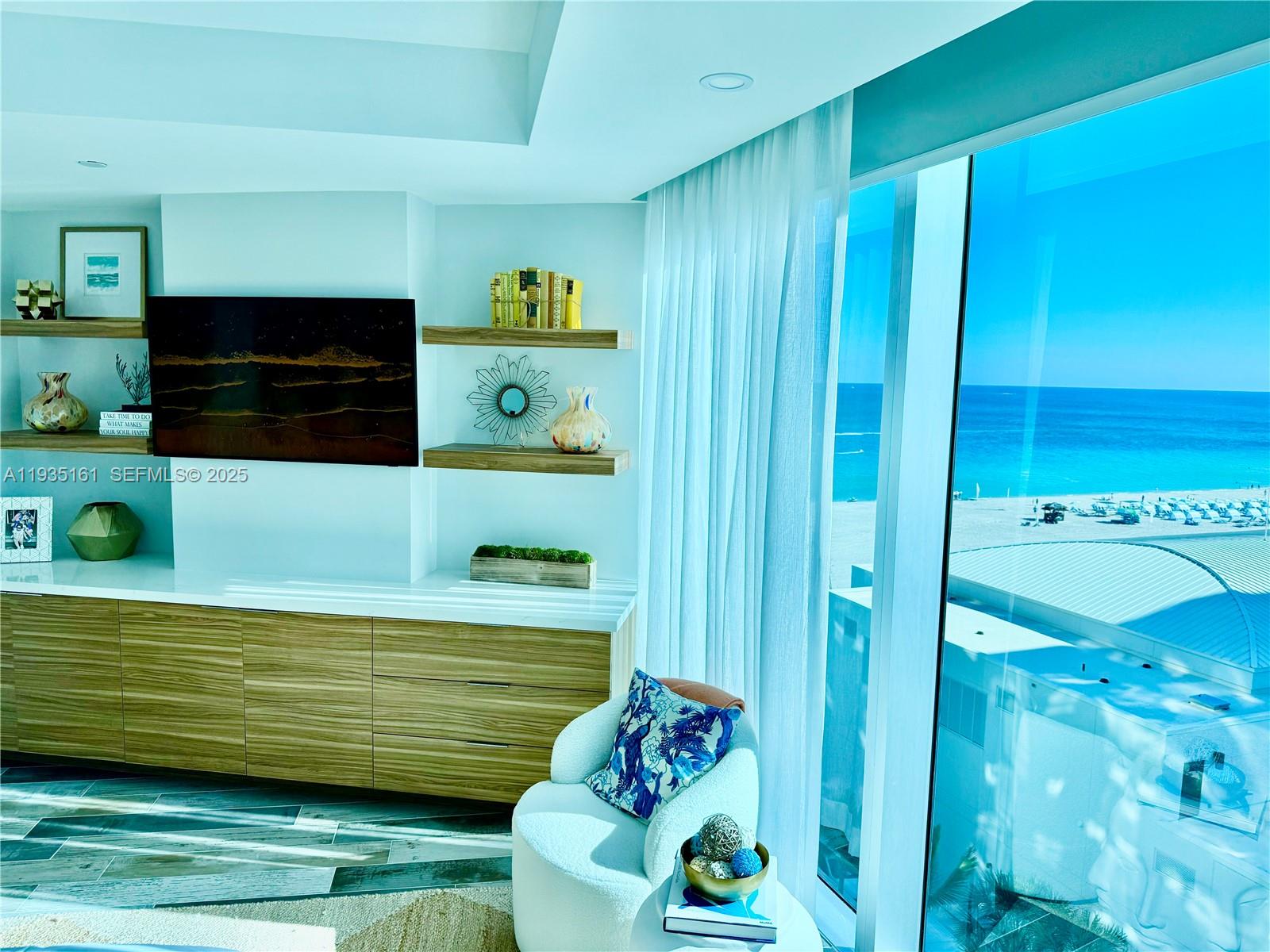 1200 Holiday Dr #705 Fort Lauderdale, FL 33316