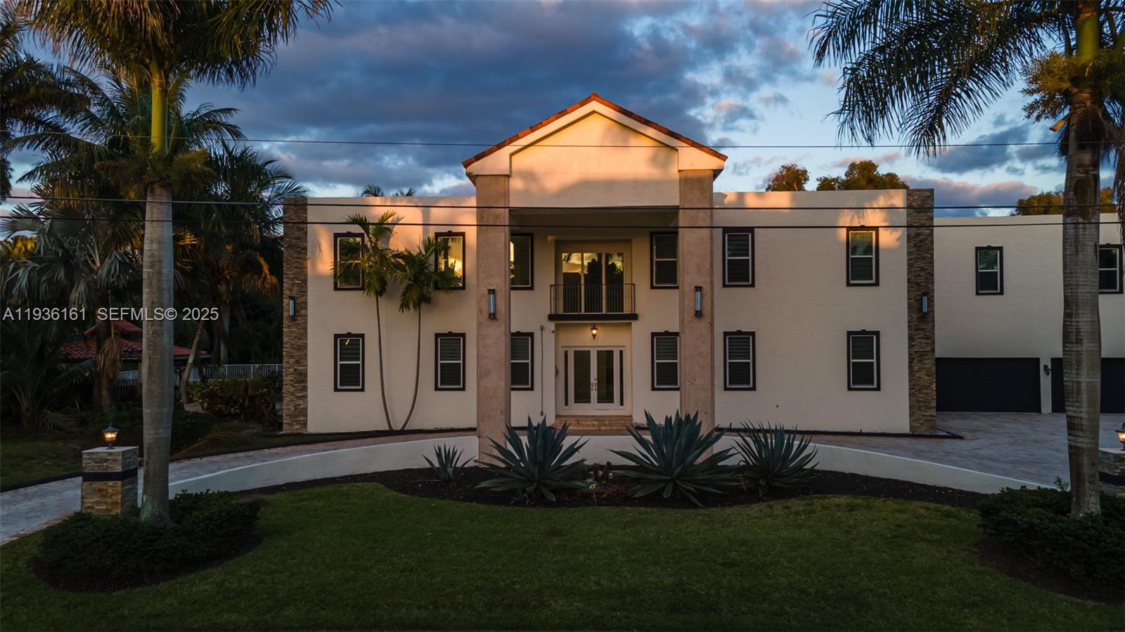 1430 NW 114th Ave Plantation, FL 33323