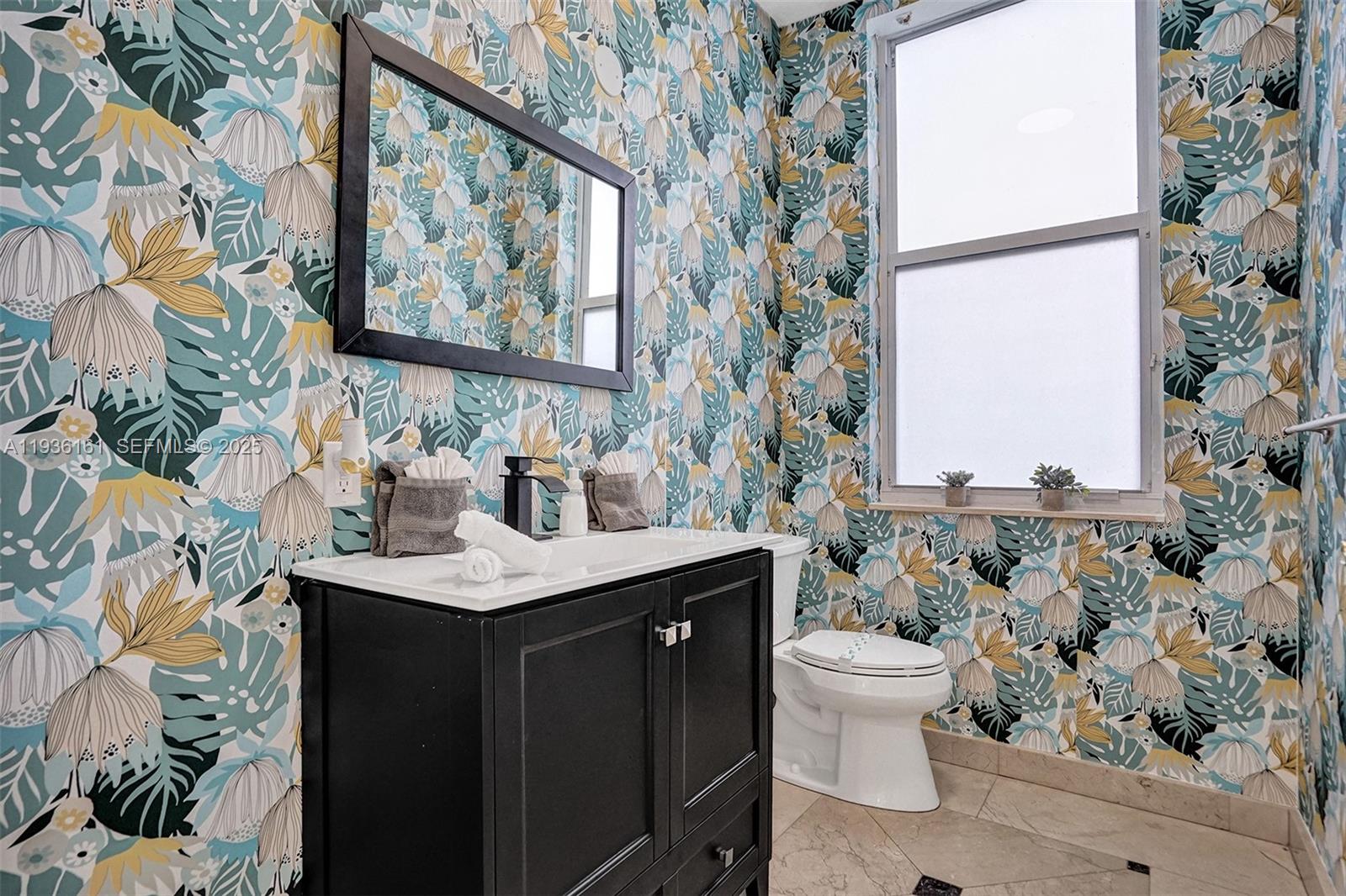 1430 NW 114th Ave Plantation, FL 33323