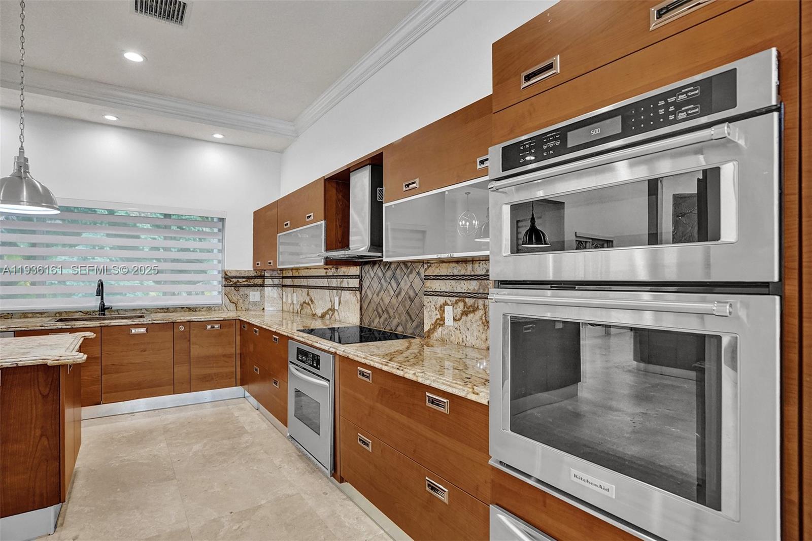 1430 NW 114th Ave Plantation, FL 33323