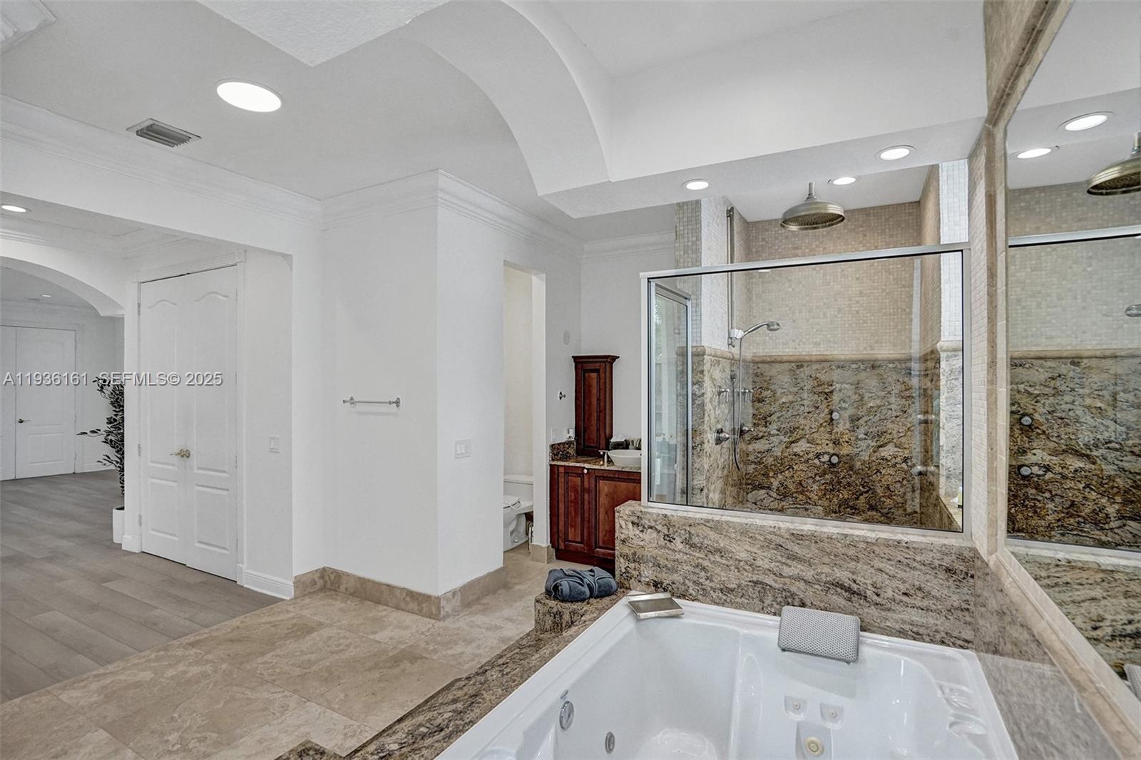 1430 NW 114th Ave Plantation, FL 33323