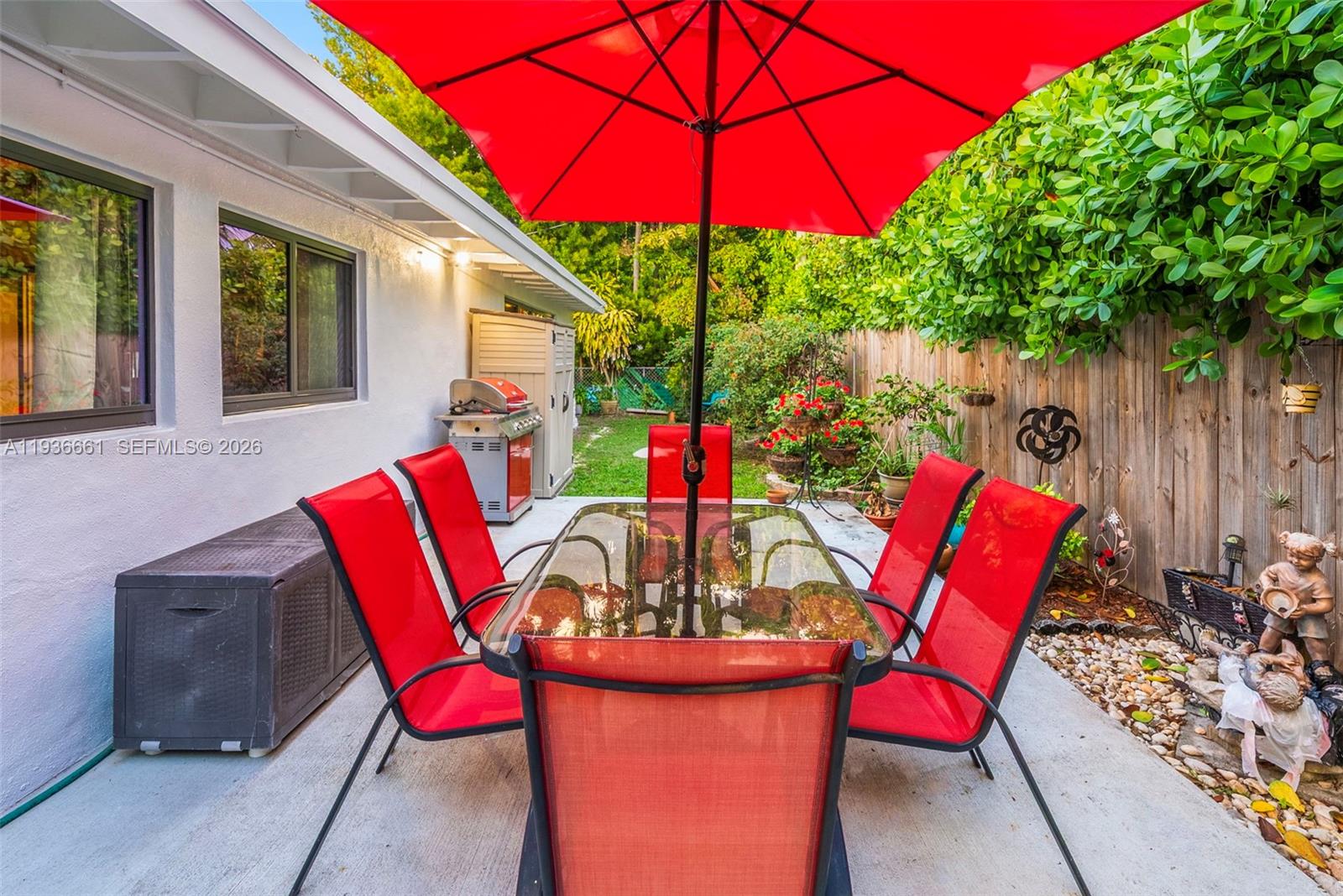 7517 Cutlass Ave North Bay Village, FL 33141