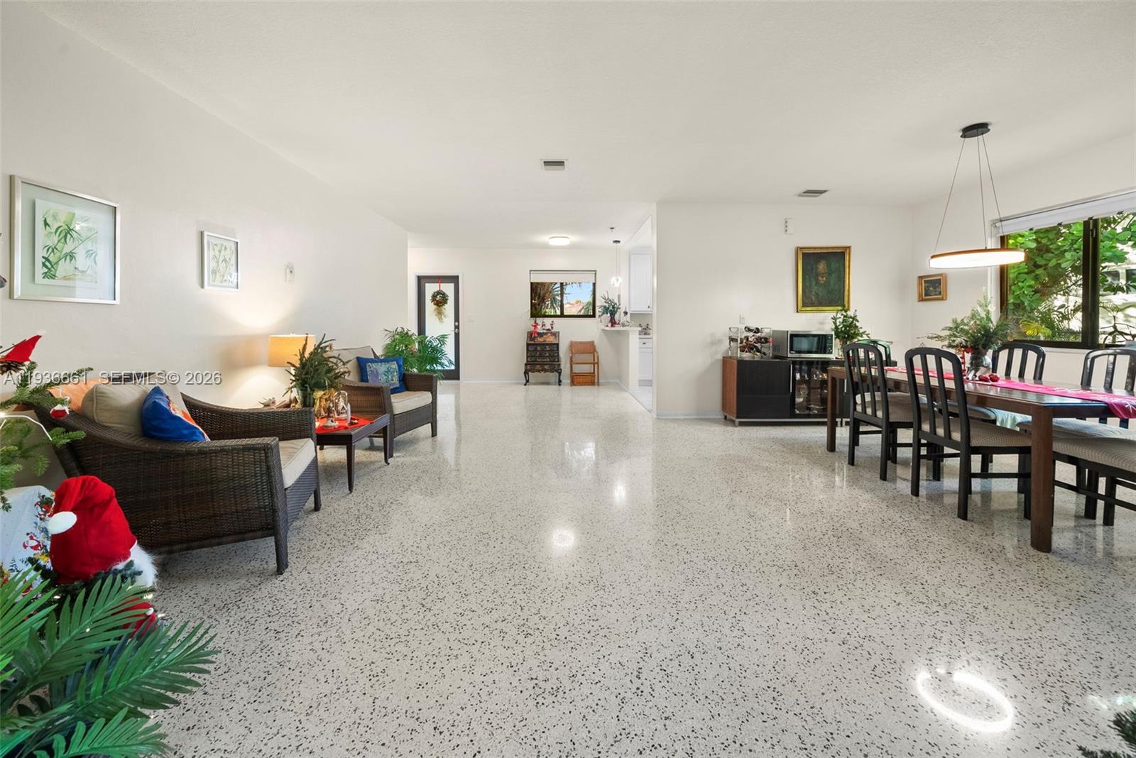 7517 Cutlass Ave North Bay Village, FL 33141