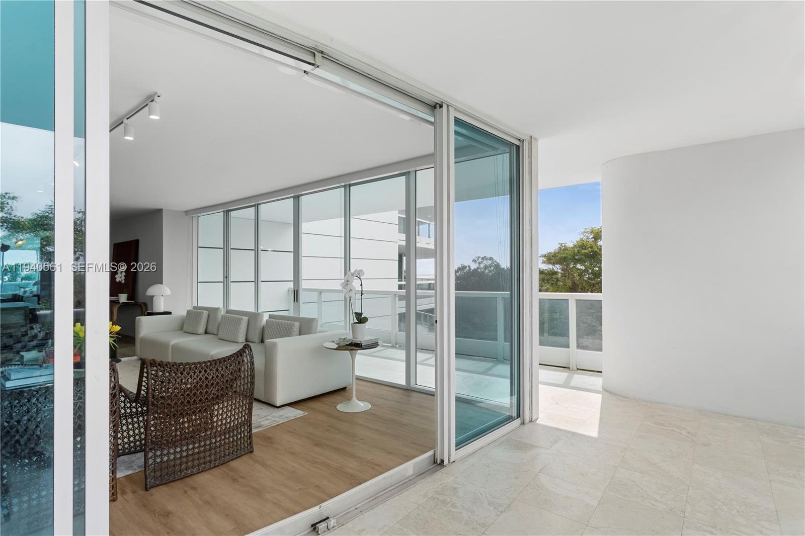 image Bristol Tower Condo27