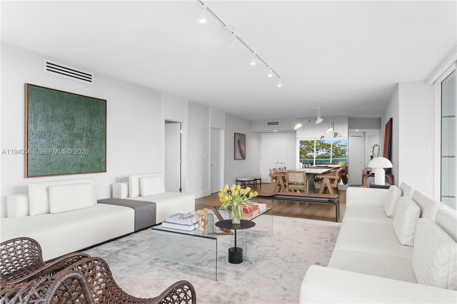 image Bristol Tower Condo5